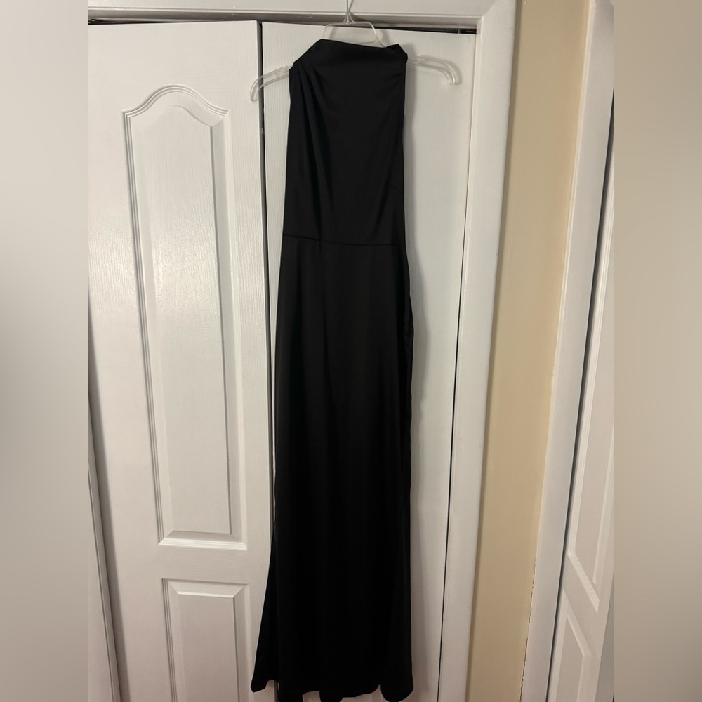 Elegant Black Evening Gown- size XS new with tags, missing one button